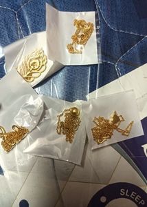 Gold Charm Necklace Set