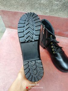 Lather Boot 👢 For Women