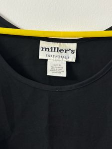 Black Sleeveless Top