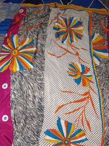 Floral Print crape saree