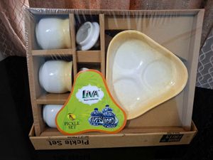 Liva Pickle Set