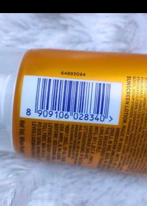 Vaseline Gluta Hya Antioxidant SPF 50 PA+++ 🌞