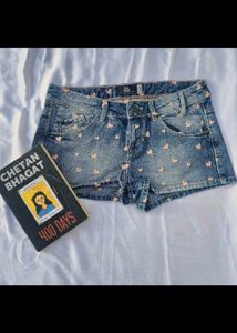 Combo Offer 5 Shorts !!