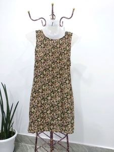 Floral Pocket Shift Dress