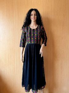 Side Cut Floral Embroidered Black Kurta