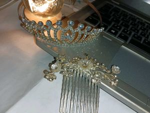 Sparkling Rhinestone Tiara With Combo Hair Pin