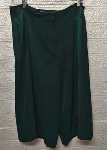 Van Heusen Pleated Green 3/4 Pants