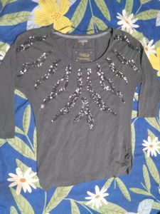 Women's Top