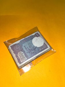 Rare 1 Rupee Notes - 100 Pack