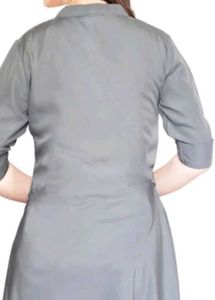 Elegant Grey Embroidered Kurta🩶