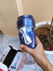 Wonderchef  Nutri Cup Portable Blender