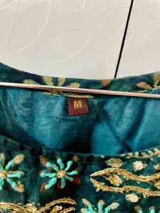 Embroidered Floral Kurta