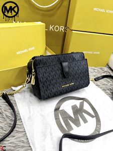 Micheal kors slingbags