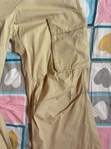 H&amp;M Cargo Trousers