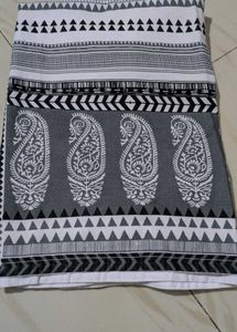 Elegant Black &amp; White Kurta