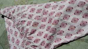 Pure Cotton Pink Shorts Ethnic Print