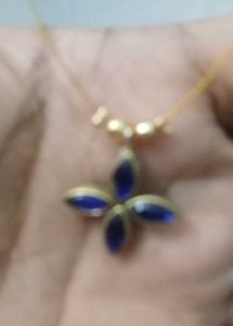 Blue Floral Pendant Necklace