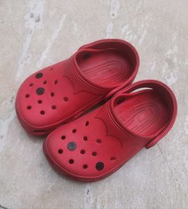 Unisex Red Clogs!