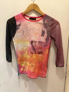 Beautiful Graphic Print Mesh Top