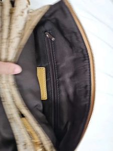 GD Canvas Messenger Bag