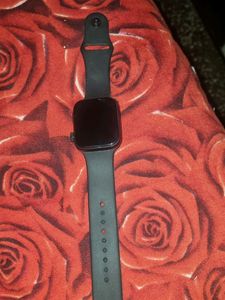 SERIES 9 SMARTWATCH