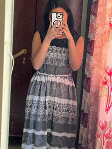 Elegant Patterned Maxi Dress