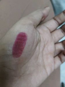 ELLE 18 Color Pops Matte Lipstick