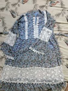 Floral &amp; Lace Dress