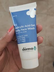 The Derma Co Face Wash