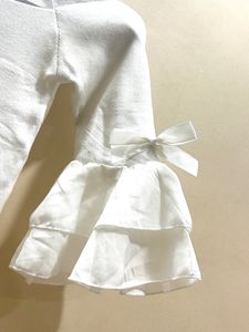 White Stylish Sleeve Crop Top
