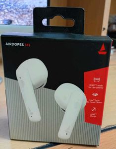 boAt Airdrops 141  Pure White
