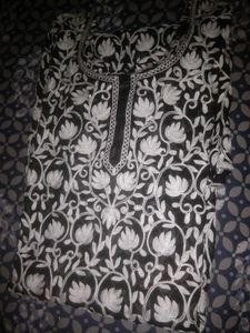 Elegant Embroidered Kurta