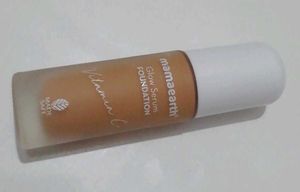Mama Earth GLOW Serum Foundation