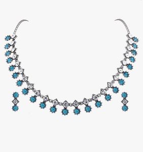 A Set Of Neckpiece With Earrings