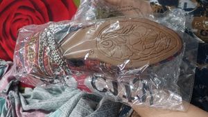 Price Drop😳Totally new Jutti