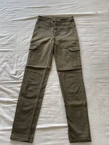 H&amp;M Cargo Pants