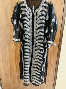 Lakhnavi Kurti