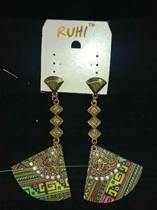 RUHI Drop Earrings
