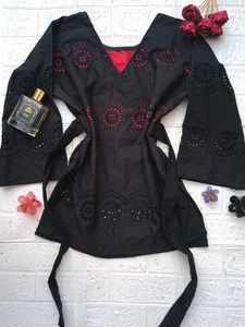 Cutout Emobroidery Fitted Kurti🖤