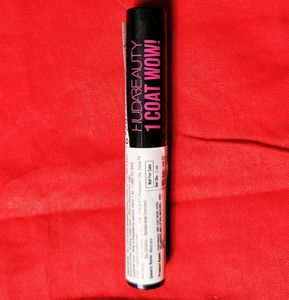 Huda Beauty 1 Coat Wow Mascara