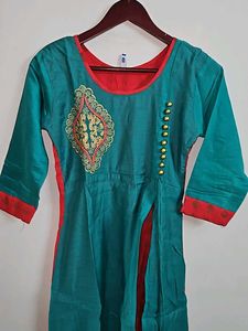 Pretty Kurta For Women