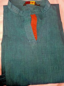 Women&#39;s Kurti Set