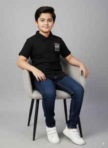 multicolour boys tshirt age 5-6 years