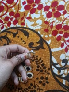 Elegant Ring with Sparkling Detail