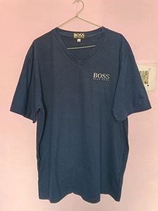HUGO BOSS Navy Blue Men&#39;s Tshirt