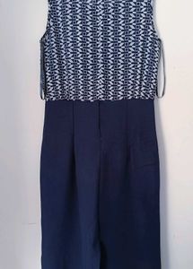 Chic Sleeveless Dress