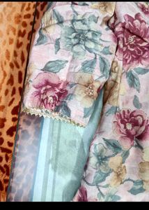Floral Embroidered Kurti