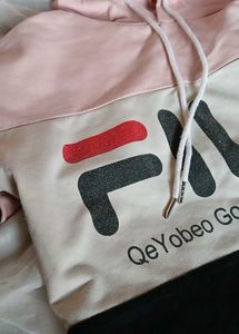 Colorblock Graphic Hoodie – Comfy, Cool &amp; Street-S