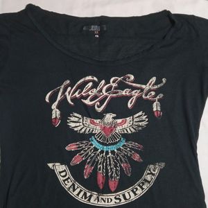 🎀SALE Tshirt Top Broad Neck