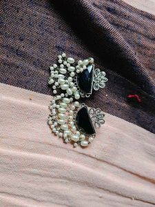 Elegant Pearl and Onyx Earrings